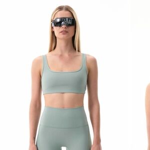 BNWT P.E Nation Amplify Sports Bra in Iceberg Green